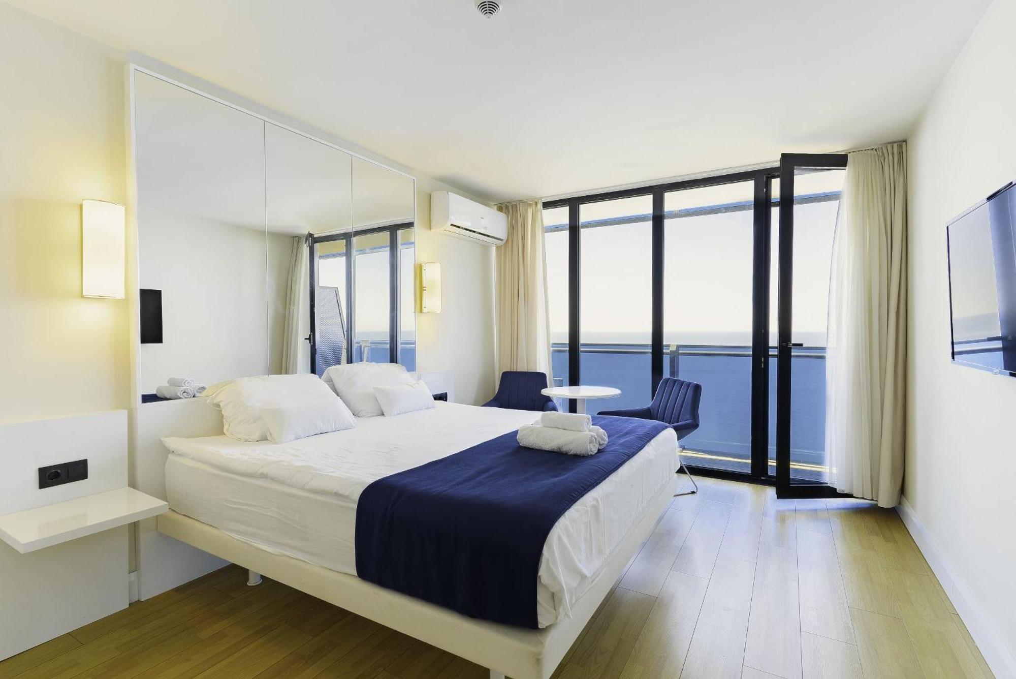 Elegance Sea View Aparthotel In Orbi City باتومي المظهر الخارجي الصورة